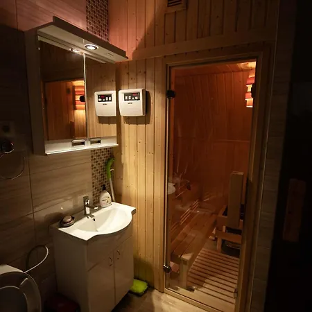 Crni Bor 2 Tara Lodge