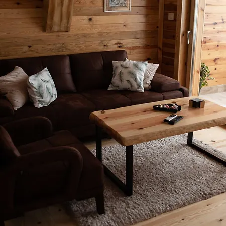 Crni Bor 2 Tara Lodge