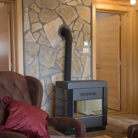 Crni Bor 2 Tara Lodge Kaludjerske Bare